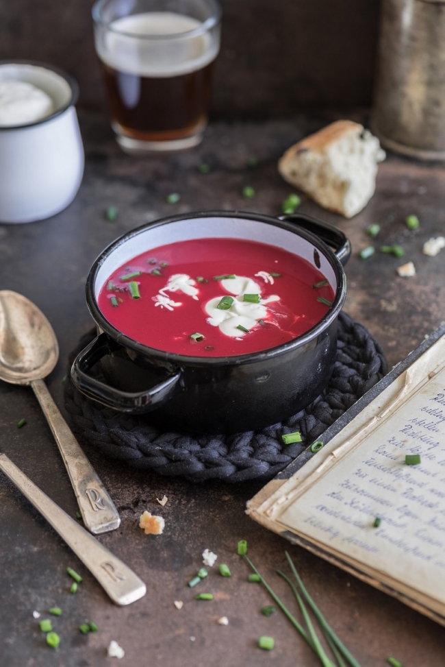 Rote Beete Suppe - vegan - Salzig, Süß und Lecker