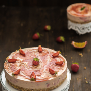 cheesecake mit erdbeeren und Passionsfrucht 3