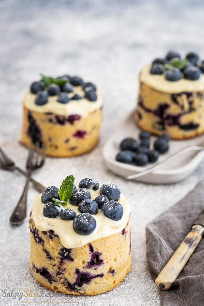 Triple Blueberry Muffin Cake (10 von 12)