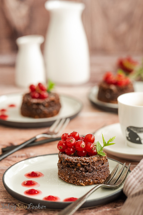 Erdbeer-Tarte mit weißer Schoko-Ganache - Salzig, Süß und Lecker