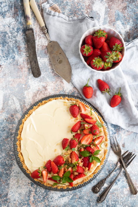 Feine Rhabarber-Tarte mit Mandelcreme - Salzig, Süß und Lecker