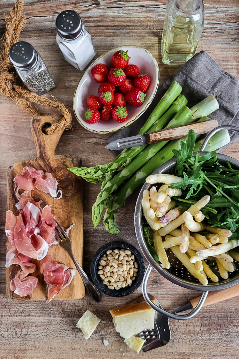 Lauwarmer Spargelsalat und Parmaschinken - Salzig, Süß und Lecker