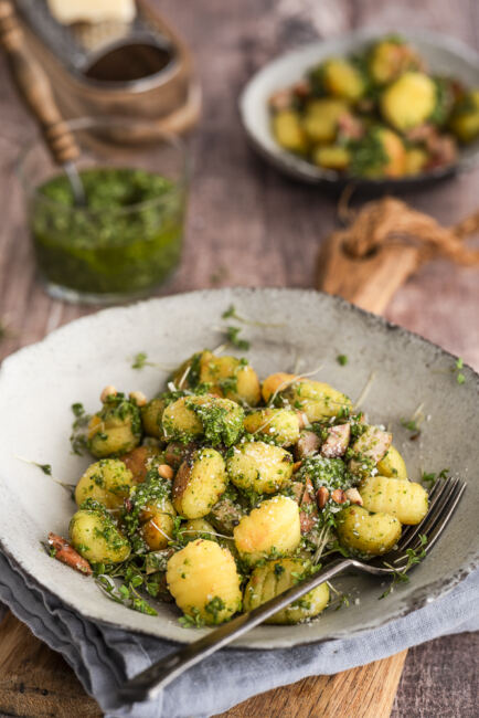 Gnocchi mit herzhaftem Grünkohlpesto