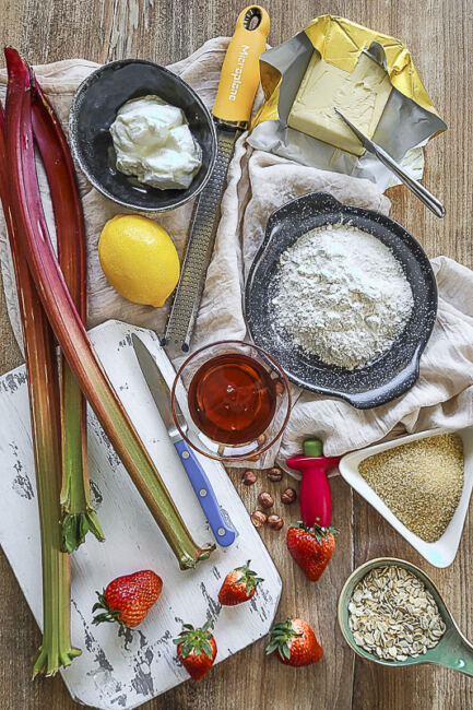 Rezept für Rhabarber Erdbeer Crumble