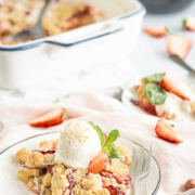 Rezept für Rhabarber Erdbeer Crumble